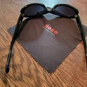 HOBO Misty Meaner brown sunglasses HOBO | Accessories | Hobo Misty Meaner Style Sunglasses  main image 2